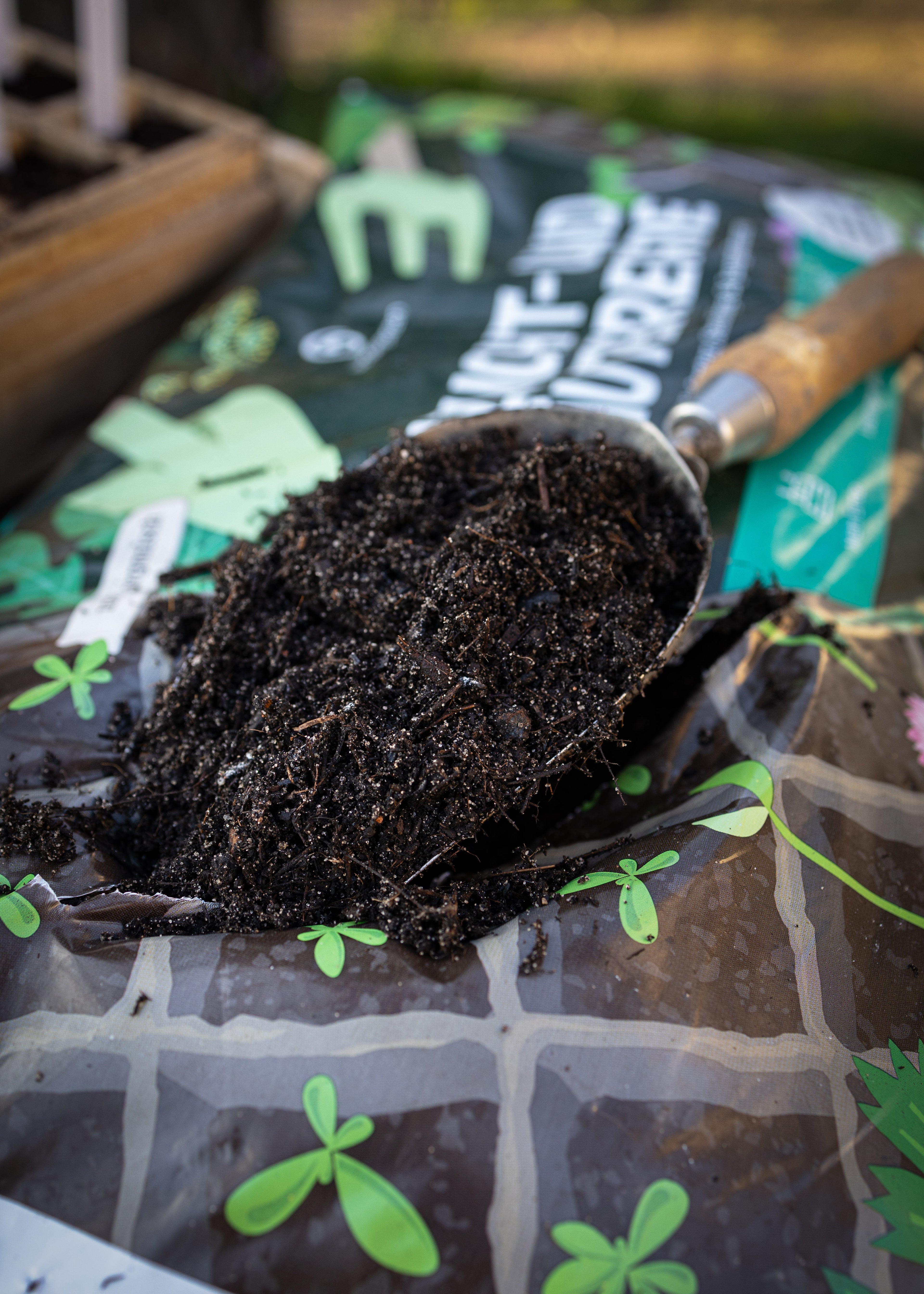 Wundergarten Organische Anzucht- und Kräutererde - 20L